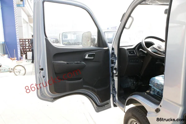 Foton Xiangling M1 1.6L 122 hp 4X2(6 wheels) 3.05m Single Row Van Mini Truck (China VI) Cab (1) | 86Trucks