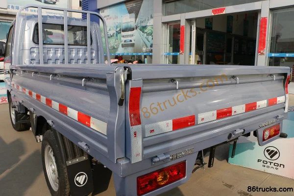 Foton Xiangling M1 Comfort 1,2 L 91 ch 4X2(6 roues) essence 3,05 m camion léger à ridelles à cabine simple (China VI) (pneus arrière simples