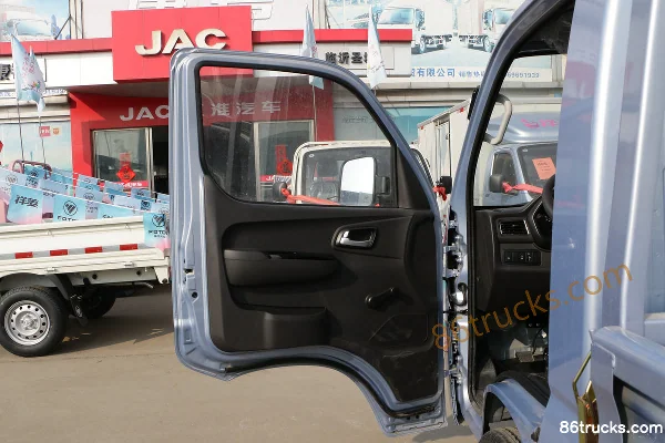 Foton Xiangling M1 Comfort 1,2 L 91 ch 4X2(6 roues) essence 3,05 m camion léger à ridelles à cabine simple (China VI) (pneus arrière simples