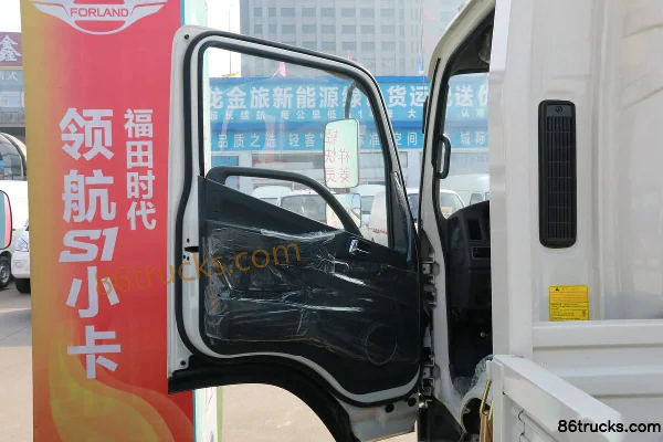 Foton Times H2 115 hp 4X2(6 wheels) 4.18m single row flatbed light truck (China VI) Cab (1) | 86Trucks