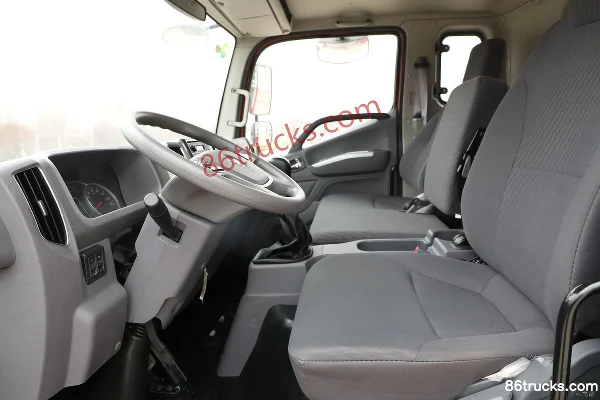 Foton Big King ES5 190hp 4X2(6 wheels) Flatbed Truck Cab (1) | 86Trucks
