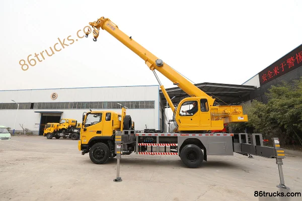 Foton Dajingang ES5 190 ch 4X2(6 roues) grue de chantier 24 t (empattement 4800) Carrosserie (2) | 86Trucks