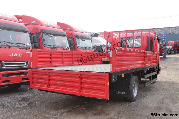 JAC Dewo Q8 170 hp 4X2(6 wheels) 5m flatbed cargo truck with half-row cab Body (3) | 86Trucks