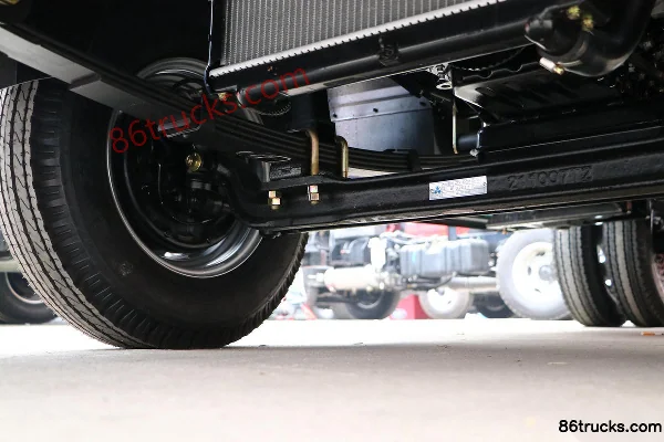 FAW Hongta FAW Jiefang Baling 102 hp 4X2(6 wheels) 3.715m single-row flatbed light truck Chassis (2) | 86Trucks