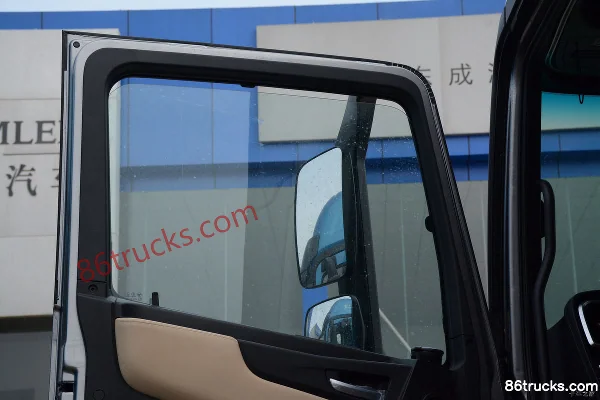 Foton Auman Galaxy Chuanyue Edition 580hp 6X4(10 wheels) AMT Automatic Tractor Truck (China VI)(With Retarder) Cab (2) | 86Trucks
