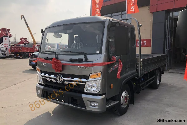 Dongfeng Duolika D6 Super Power 140hp 4X2(6 wheels) 3.825m Cab Chassis Light Truck (China VI) Exterior (3) | 86Trucks