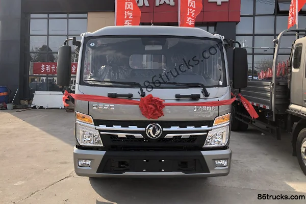 Dongfeng Duolika D6 Super Power 140hp 4X2(6 wheels) 3.825m Cab Chassis Light Truck (China VI) Exterior (2) | 86Trucks