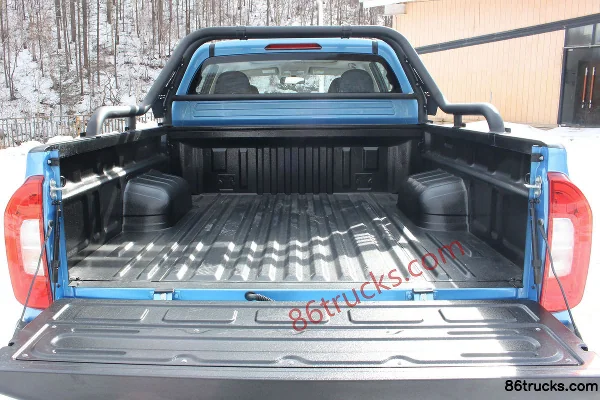 Foton General G7 2022 Luxury 2.0T Gasoline 238hp 4WD Manual Standard Box Double Row Pickup Body (2) | 86Trucks