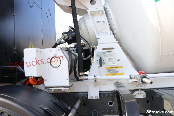 XCMG Truck E500 8X4(12 roues) 7,25 m³ camion malaxeur 100% électrique à échange de batterie Carrosserie (2) | 86Trucks