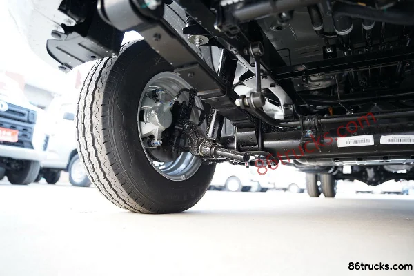 Dongfeng D71PLUS LV1 1.6L 122 hp 4X2(6 wheels) Gasoline 3.7m Single Row Stake Micro Truck (China VI) Chassis (2) | 86Trucks