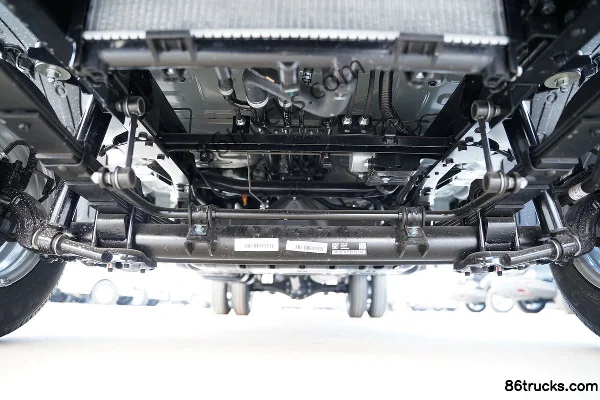 Dongfeng D71PLUS LV1 1.6L 122 hp 4X2(6 wheels) Gasoline 3.7m Single Row Stake Micro Truck (China VI) Chassis (1) | 86Trucks