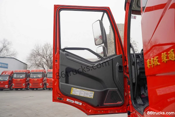 FAW Jiefang J6L camion porteur 260 ch 4X2(6 roues) 6,75 m plateau ridelles (China VI) Cabine (1) | 86Trucks