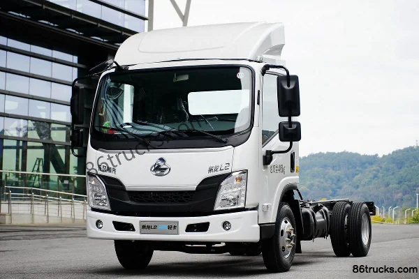 Dongfeng Liuqi Chenglong L2 Light Truck 165hp 4X2(6 wheels) 4.2m Single Row Van Cargo Truck (China VI) Exterior (3) | 86Trucks
