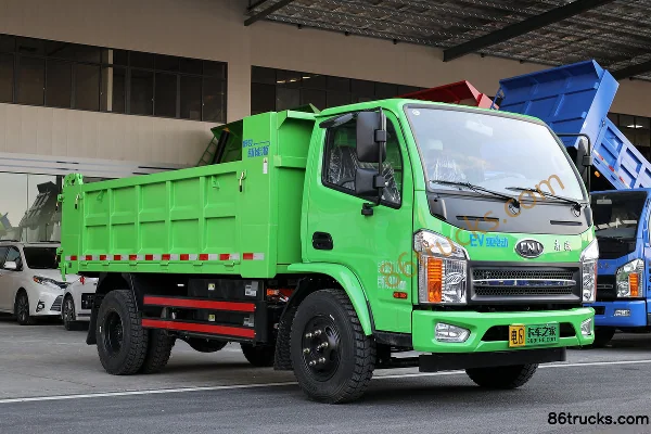NanJun Xinxiangkang 4X2(6 roues) camion benne électrique pur 3,95 m Extérieur