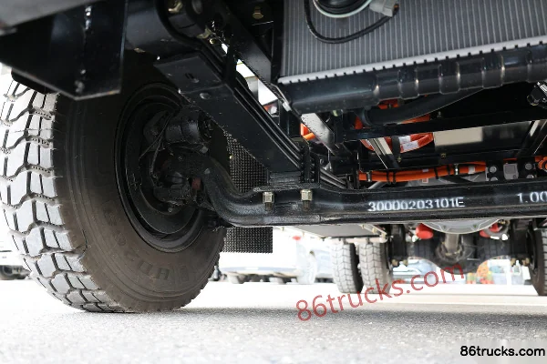 NanJun Xinxiangkang 4X2(6 wheels) 3.95m Electric Dump Truck Chassis (2) | 86Trucks