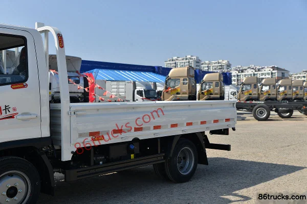 Foton Aoling M card 122 ch 4X2(6 roues) petit camion à ridelles à cabine simple 3,7 m (China VI) Carrosserie (1) | 86Trucks