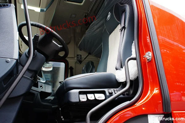 Dongfeng Liuqi Chenglong H7 camion lourd 500 ch 8X4(12 roues) camion porteur à ridelles 9,47 m AMT automatique (China VI) Cabine (3) | 86Tru