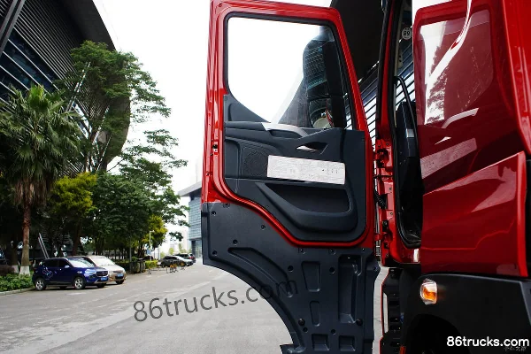 Dongfeng Liuqi Chenglong H7 camion lourd 500 ch 8X4(12 roues) camion porteur à ridelles 9,47 m AMT automatique (China VI) Cabine (1) | 86Tru