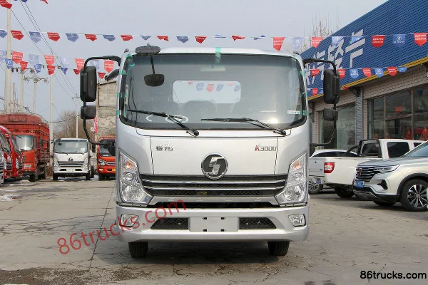 SHACMAN Light Truck Delong K3000 130hp 4X2(6 wheels) 4.18m single-row flatbed light truck (China VI) Exterior (2) | 86Trucks