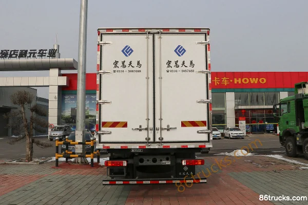 Sinotruk HOWO TX 270hp 4X2(6 wheels) 6.8m Refrigerated Truck (China VI) Exterior (3) | 86Trucks