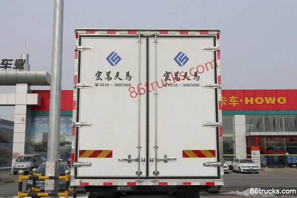 Sinotruk HOWO TX 270hp 4X2(6 wheels) 6.8m Refrigerated Truck (China VI) Body (2) | 86Trucks