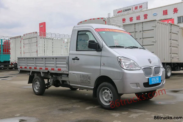 Xinyuan Jinbei Xinyuan JinbeiT10 Cargo Trucks
