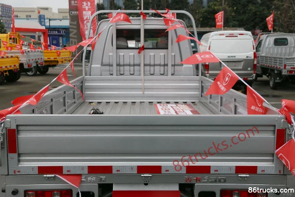 Jinbei Jinka S30 2022 Standard 1.6L 123hp 4X2(6 wheels) Gasoline 3.2m Single Row Flatbed Mini Truck (China VI) Body (2) | 86Trucks