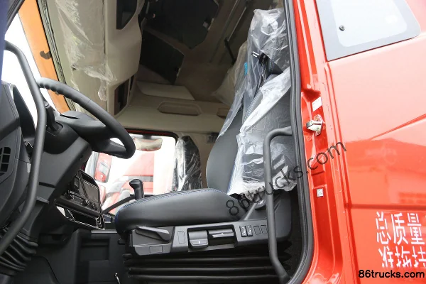FAW Jiefang J6V Heavy Truck 560hp 6X4(10 wheels) Tractor Truck (China VI) Cab (3) | 86Trucks