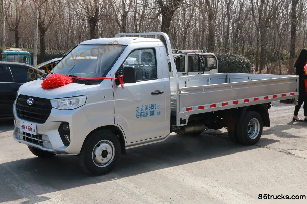 Karry X6 Standard 1.6L 122hp 4X2(6 wheels) Gasoline 3.02m Single Row Van Mini Truck (Single Rear Tire) Exterior (3) | 86Trucks