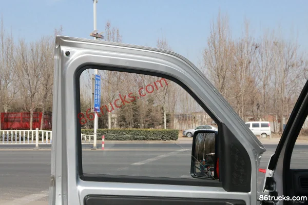 Karry X6 Standard 1.6L 122hp 4X2(6 wheels) Gasoline 3.02m Single Row Van Mini Truck (Single Rear Tire) Cab (3) | 86Trucks