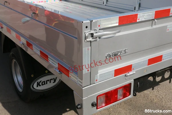 Karry X6 Standard 1.6L 122hp 4X2(6 wheels) Gasoline 3.02m Single Row Van Mini Truck (Single Rear Tire) Body (3) | 86Trucks