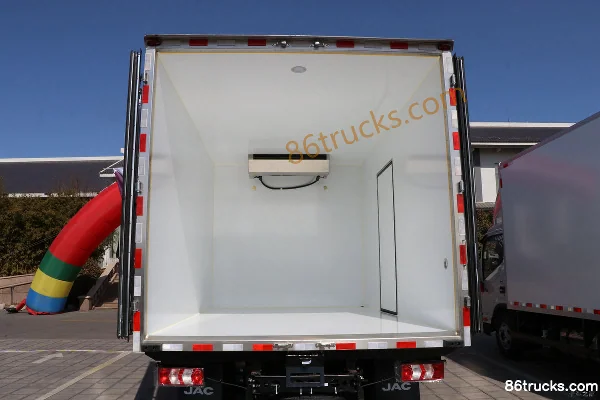 JAC Shuailing Q6 Ice Doctor 160 ch 4X2(6 roues) 4,015 m camion frigorifique (China VI) Carrosserie (2) | 86Trucks