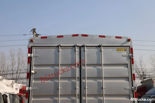 SHACMAN Light Truck Delong K5000 Comfort Edition 130 hp 4X2(6 wheels) 3.85m AMT automatic high-roof cab stake truck (China VI) Body (1) | 86
