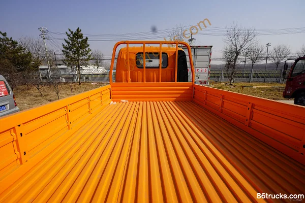 Foton Aumark série 3 131ch 4X2(6 roues) 3,22m double cabine camion léger à plateau (China VI) Carrosserie (3) | 86Trucks