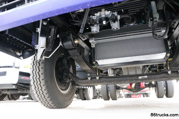 Tangjun Ouling S3 150hp 4X2(6 wheels) 4.1m dump truck (China VI) Chassis (2) | 86Trucks