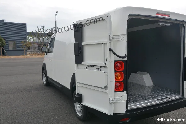 New Gonow Aoteng IoT Edition 2.8T 3.01m Pure Electric Enclosed Van 50.23kWh Cargo Box (1) | 86Trucks