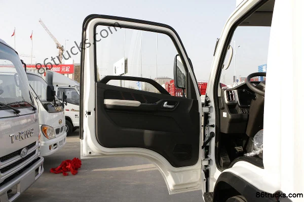 Foton Aoling M Card 122hp 4X2(6 wheels) 3.7m Single Row Van Light Truck (China VI) Cab (1) | 86Trucks