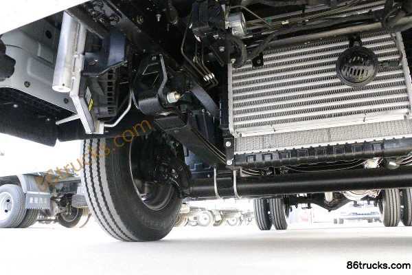 Foton Aoling M Card 122hp 4X2(6 wheels) 3.7m Single Row Van Light Truck (China VI) Chassis (2) | 86Trucks