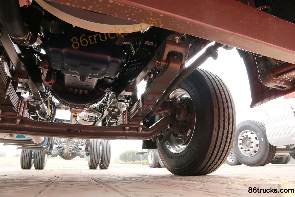 Sinotruk HOWO N5W Medium Truck 245hp 4X2(6 wheels) 6.75m Flatbed Cargo Truck (China VI) (ZZ1187K511JF1) Chassis (3) | 86Trucks