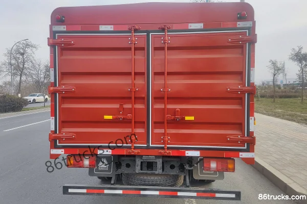 Sinotruk HOWO Hanjiang 130 hp 4X2(6 wheels) 4.15 m single-row stake truck (China VI) Exterior (3) | 86Trucks