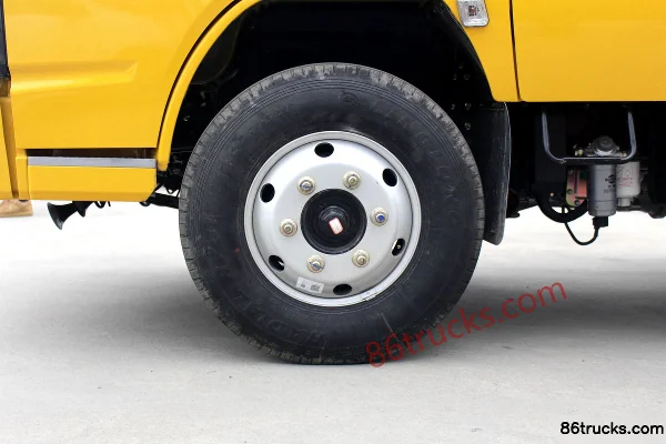 Dongfeng Kaipute K6-S 2018 115hp 4X2(6 wheels) 3.27m double-row box truck Chassis (1) | 86Trucks