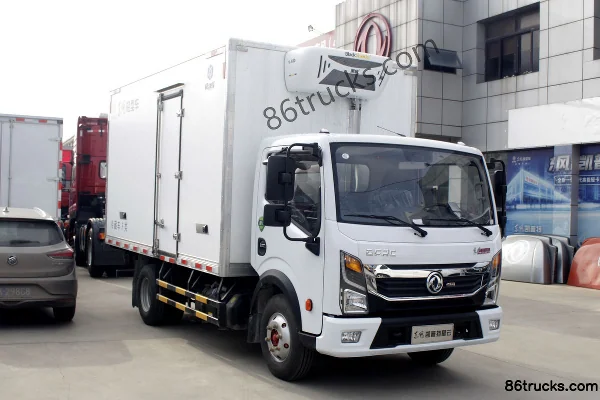 Dongfeng Kaipute Xingyun K6 160 hp 4X2(6 wheels) 4.2m Single-row Refrigerated Truck (China VI) Exterior
