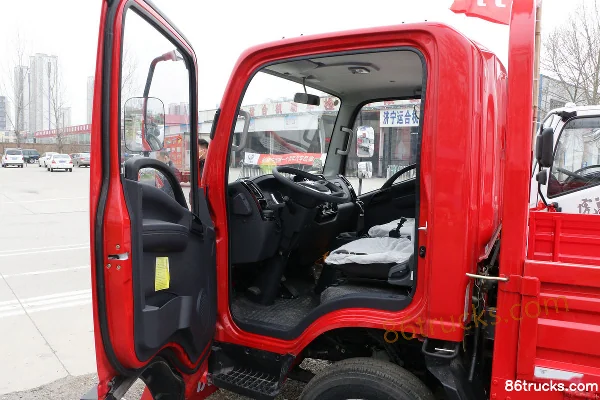 FAW Jiefang Hu VR 120hp 4X2(6 wheels) 3.65m single-row flatbed light truck Cab (2) | 86Trucks