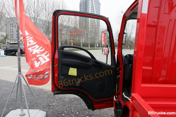 FAW Jiefang Hu VR 120hp 4X2(6 wheels) 3.65m single-row flatbed light truck Cab (1) | 86Trucks