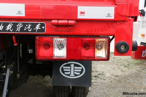 FAW Jiefang Hu VR 120hp 4X2(6 wheels) 3.65m single-row flatbed light truck Body (3) | 86Trucks