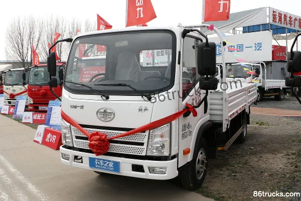 FAW Jiefang Hu VR 132 hp 4X2(6 wheels) 4.2 m single-row flatbed light truck (China VI) Exterior (3) | 86Trucks