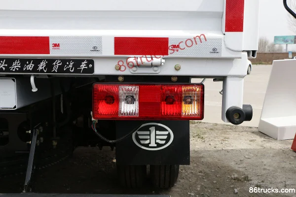 FAW Jiefang Hu VR 132 hp 4X2(6 wheels) 4.2 m single-row flatbed light truck (China VI) Body (3) | 86Trucks