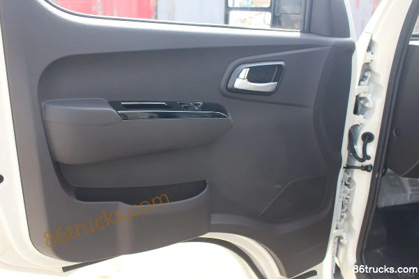 Foton Xiangling M2 1.6L 122 hp 4X2(6 wheels) Gasoline 3.7m Single Row Van Mini Truck Cab (3) | 86Trucks