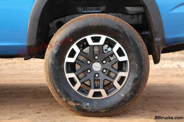 Zhongxing Weishi 1949 modèle 2022 version passagers luxe 2,0T essence 197 ch automatique deux roues motrices double cabine pick-up standard