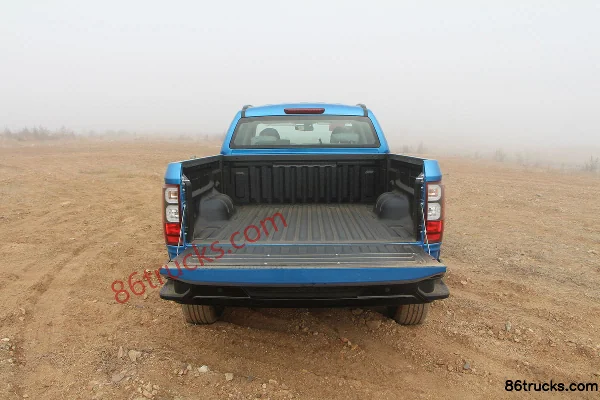 Zhongxing Weishi 1949 modèle 2022 version passagers luxe 2,0T essence 197 ch automatique deux roues motrices double cabine pick-up standard